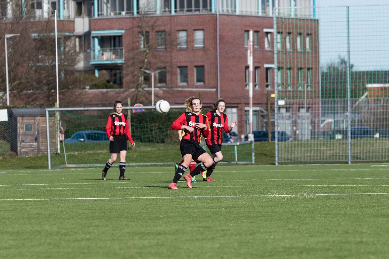 Bild 106 - B-Juniorinnen SG Weststeinburg/Bei - SV Fisia 03 : Ergebnis: 1:2